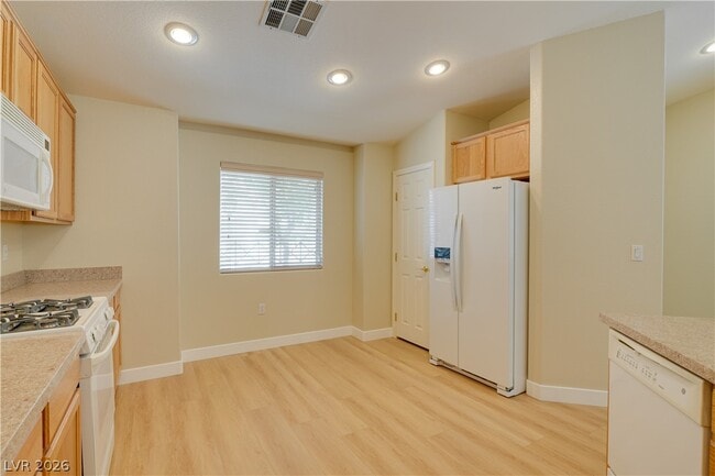 Building Photo - 11059 Ampus Pl