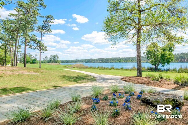 Building Photo - 32491 Water View Dr E