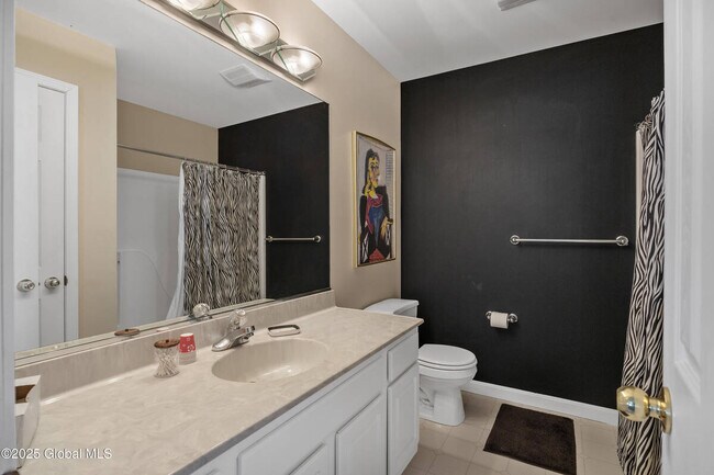 Building Photo - 91 Vista Dr