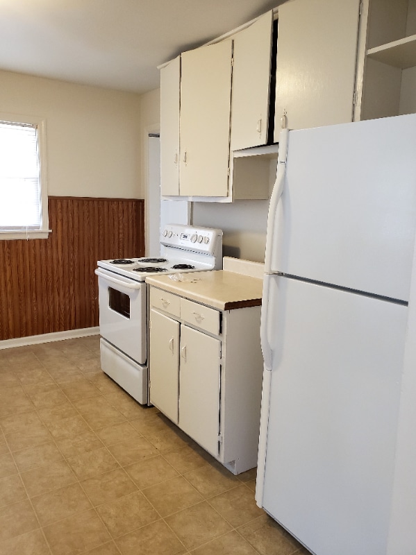 Building Photo - 667 N Meridian Ave