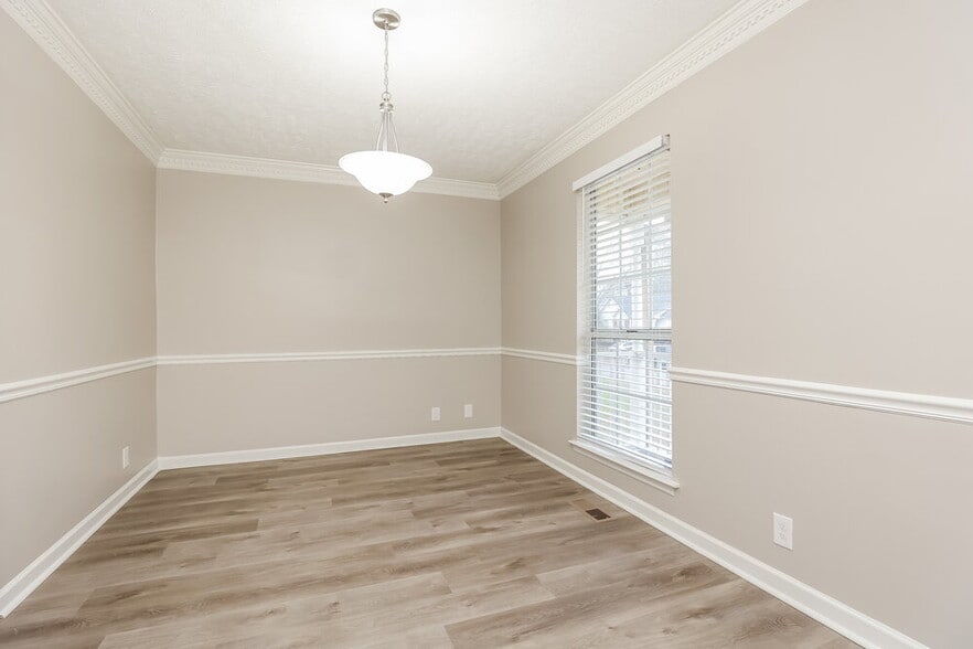 Building Photo - 3341 Oak Timber Dr