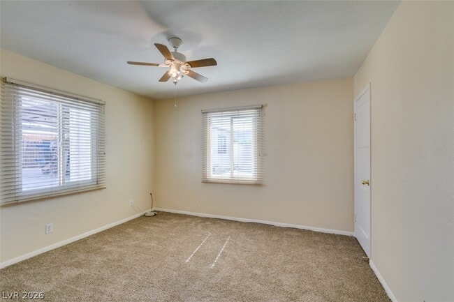 Building Photo - 5 Mallory St