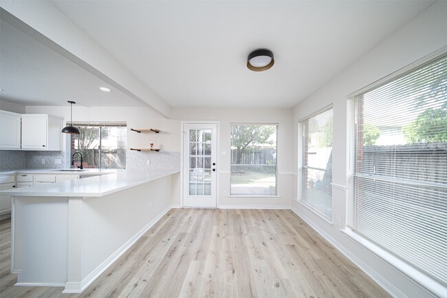 Building Photo - 3338 Oak Branch Ln