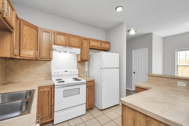 Building Photo - 6518 Nunn St