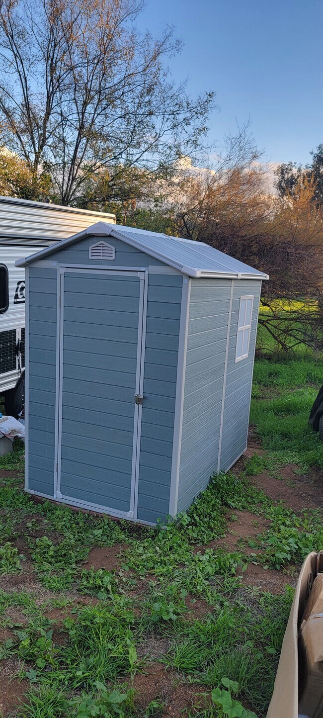 Building Photo - 532 Camino de Amor