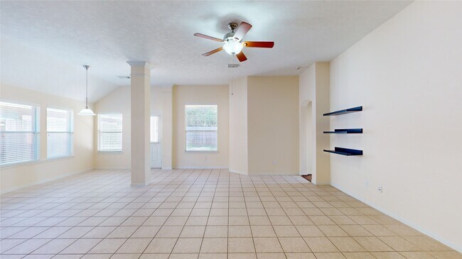 Building Photo - 3918 E Auden Cir