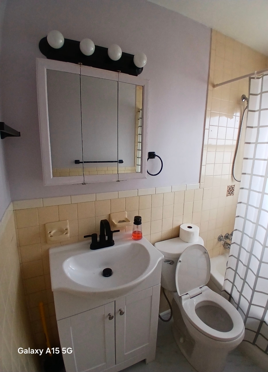 Building Photo - 304 Marshall St