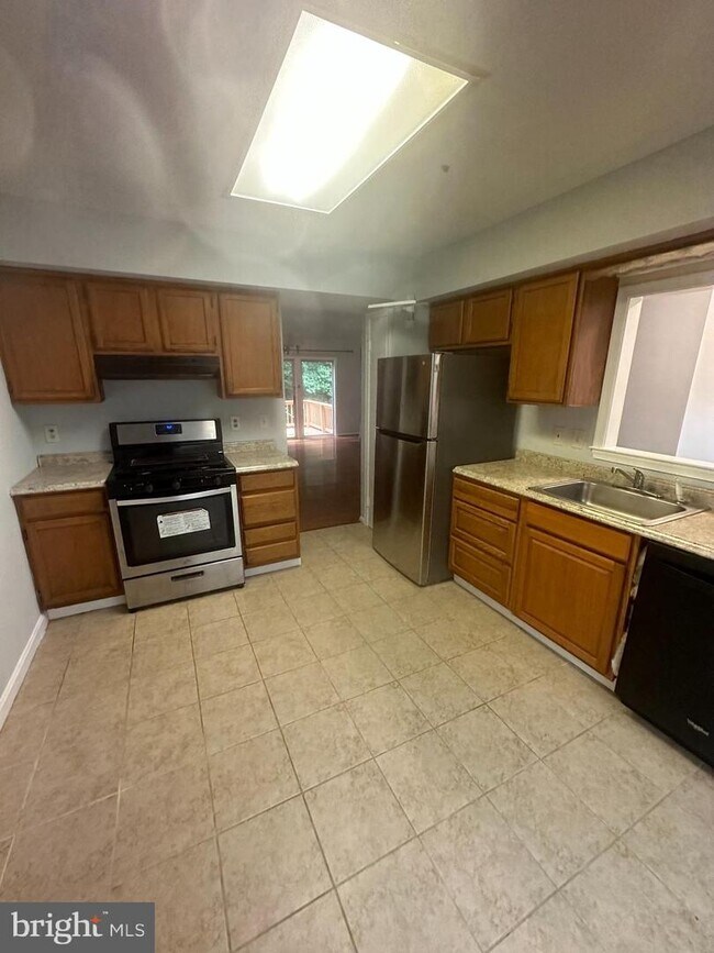Building Photo - 3816 Wildlife Ln