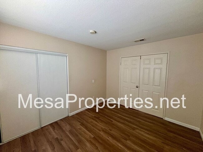 Building Photo - 5009 Trojan Ct