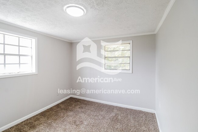 Building Photo - 1107 Jackson Ln