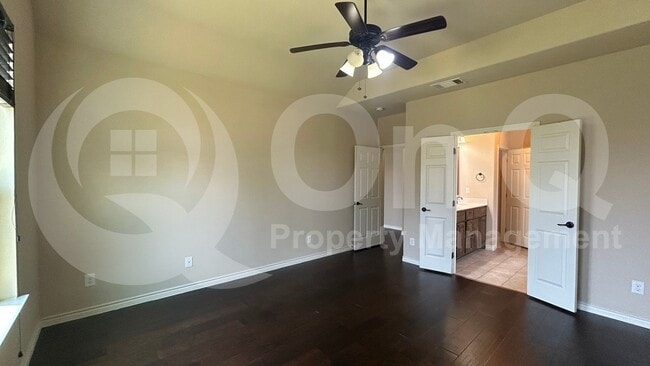 Building Photo - 705 Cypress Hill Dr