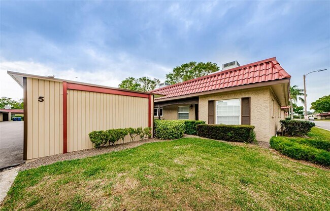 Building Photo - 601 N Hercules Ave