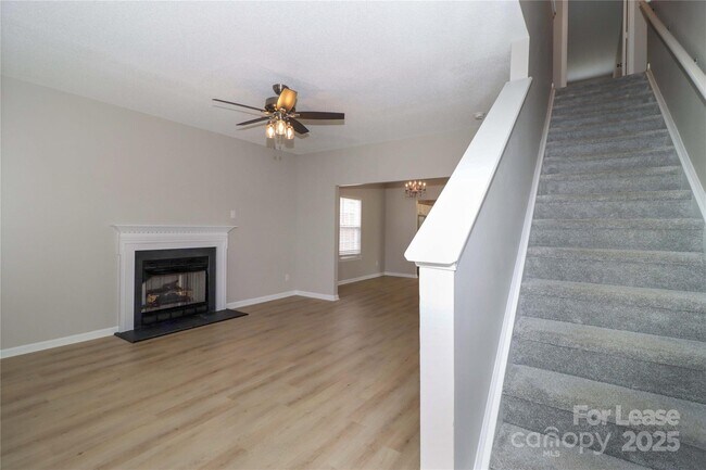 Building Photo - 915 Harbour View Cove NE