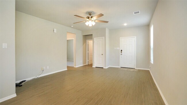 Building Photo - 25463 Northpark Lake Dr