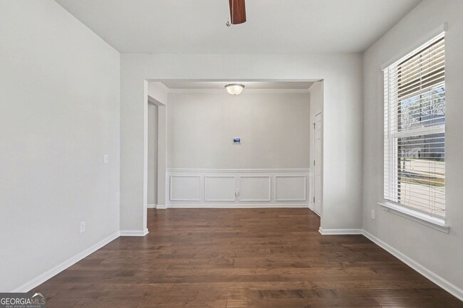 Building Photo - 6276 Noreen Wy