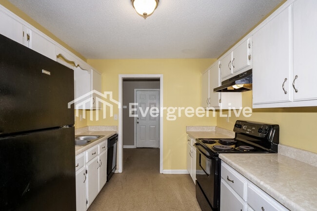 Building Photo - 4599 Addington Dr