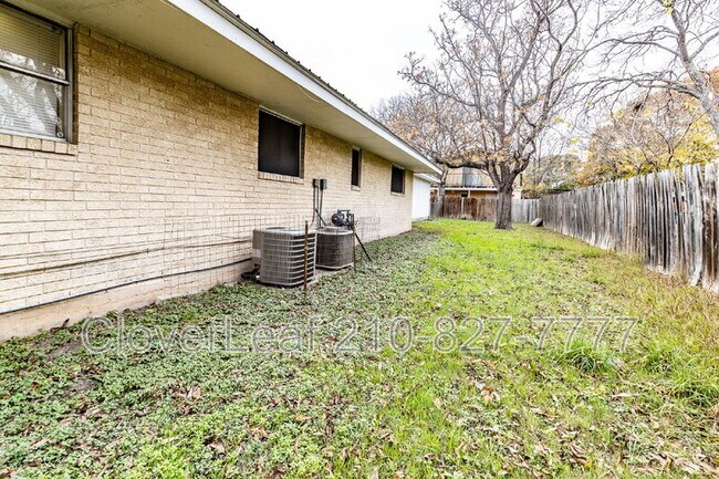 Building Photo - 317 Gaiety Ln