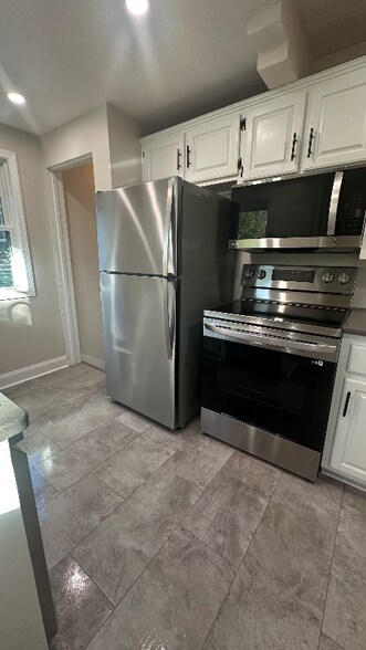 Primary Photo - 603 Oakmont Dr