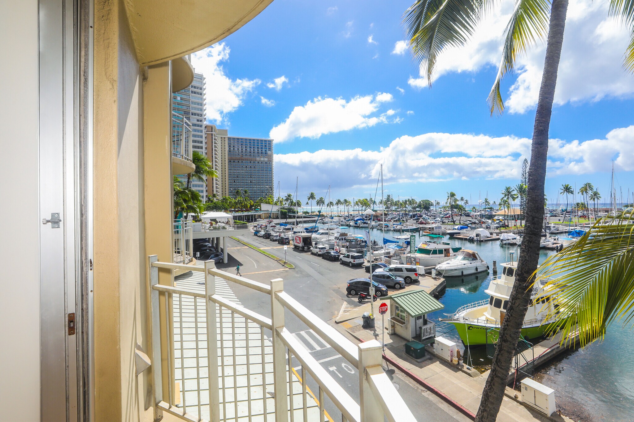 Building Photo - 1765 Ala Moana Blvd