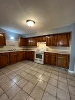 Building Photo - 120 15th St