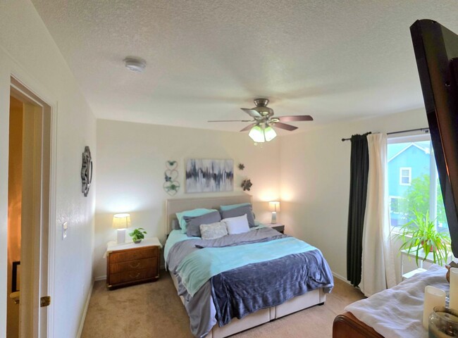 Building Photo - 3 Bedroom Home in Ridgeview at Stetson Hills