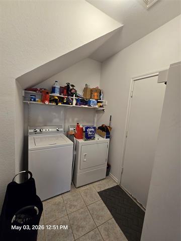 Building Photo - 3025 Ridge Hollow Dr
