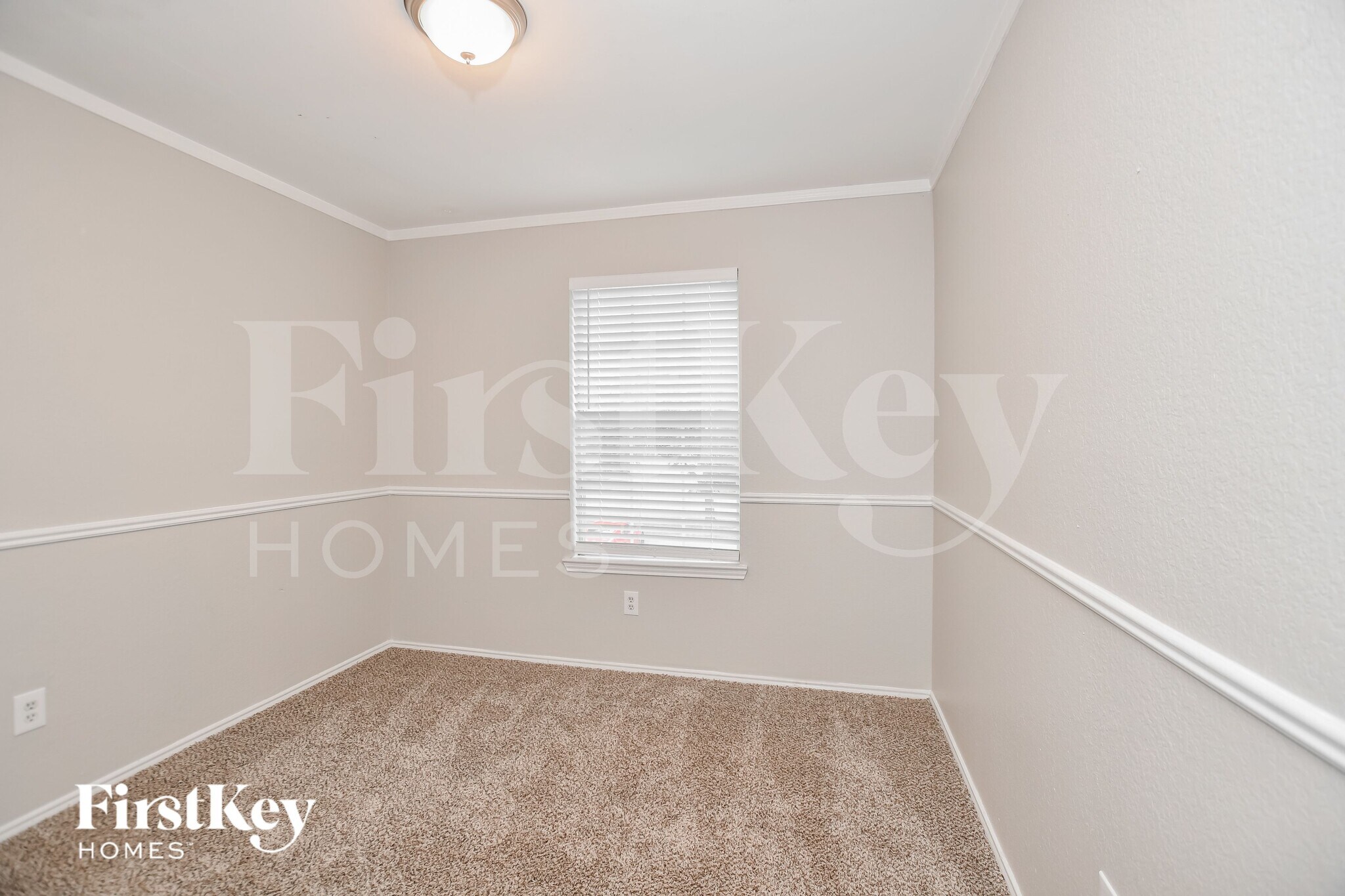 Building Photo - 5116 Wedgewood Dr