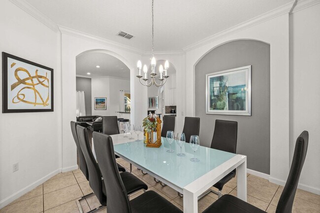 Building Photo - 4140 Oak Tree Dr