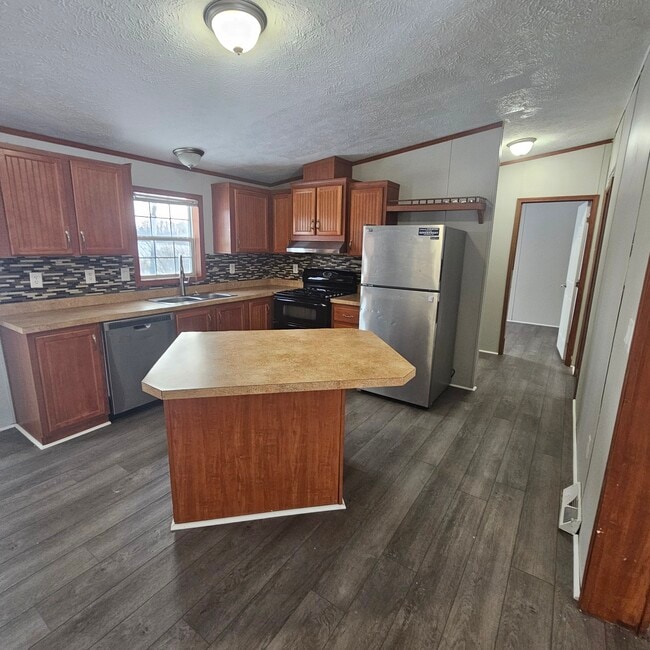 Building Photo - 3181 NY-5