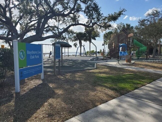 Building Photo - 4387 Sibley Bay St