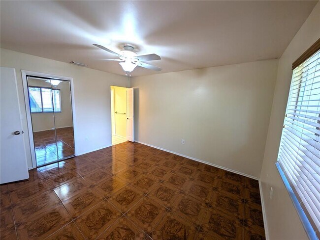 Building Photo - 2275 Alden Ln