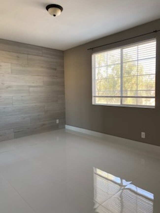 Building Photo - Beautiful 2 story home in Southern Highlands