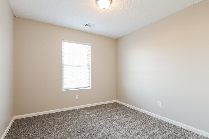 Building Photo - 5055 Tussahaw Crossing