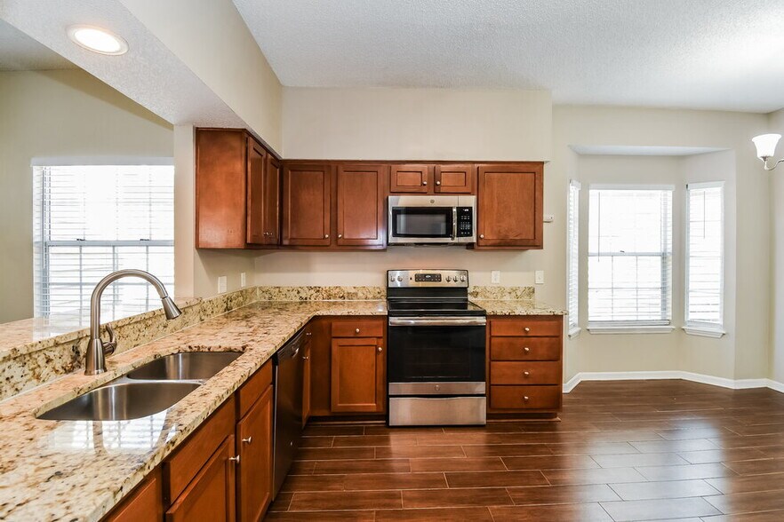 Building Photo - 8895 Chambore Dr