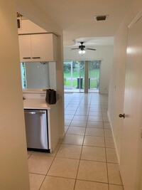 Building Photo - 8110 San Carlos Cir