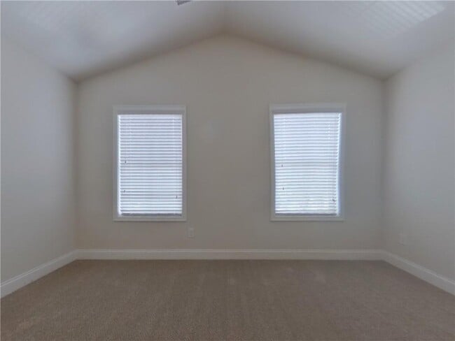 Building Photo - 519 Trickum Hill Dr