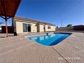 Building Photo - 222 Quailbush Dr