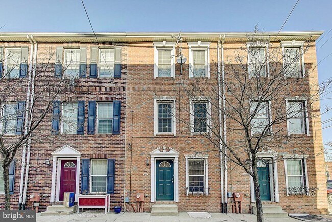 Building Photo - 2684 Tilton St