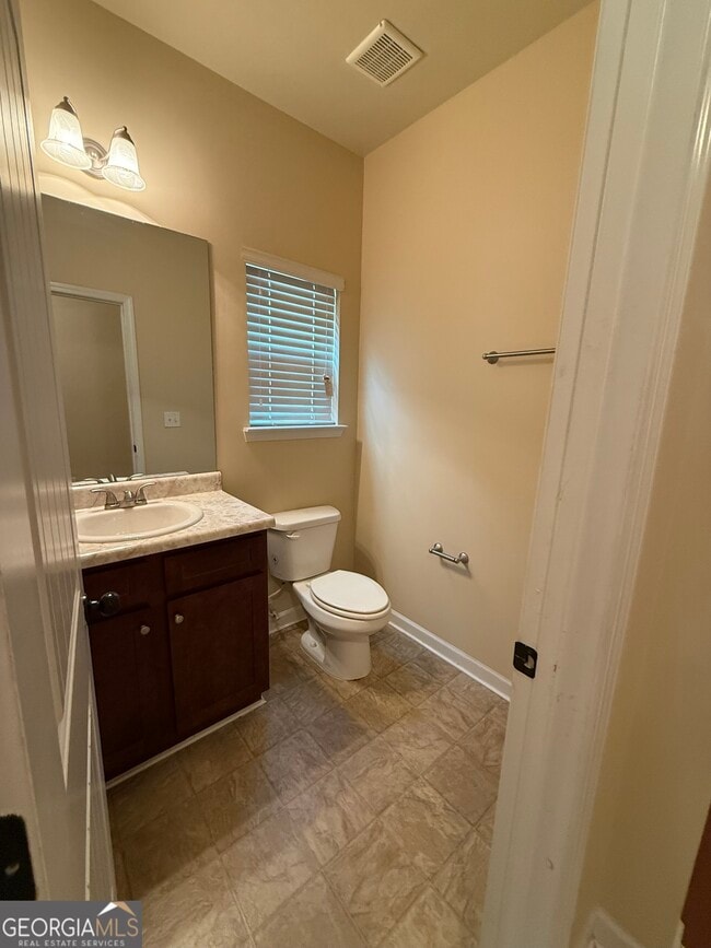 Building Photo - 2529 Shropshire Pl