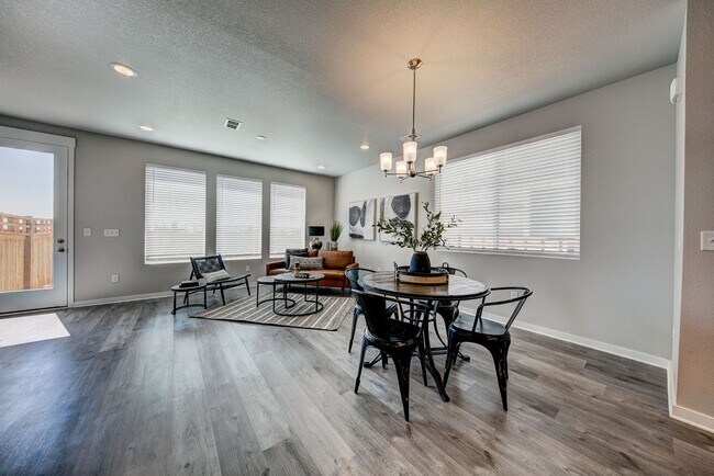 Building Photo - Gorgeous New Build 3 Bed 2 1/2 Bath in Tim...