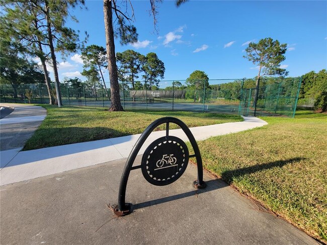 Building Photo - 14013 Fairway Island Dr