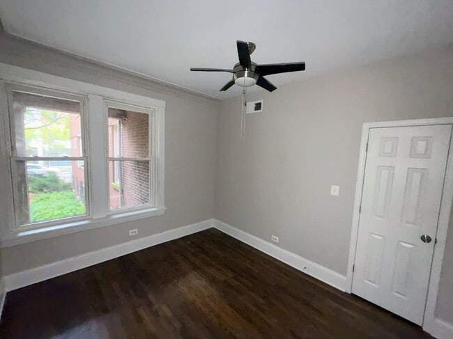 Building Photo - 3227 W Division St