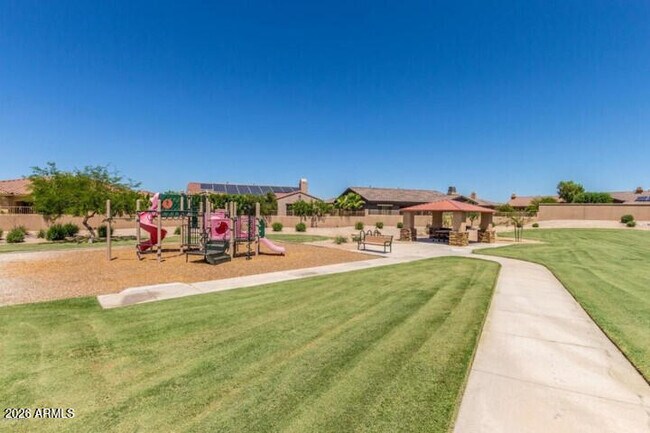 Building Photo - 13637 S 175th Dr