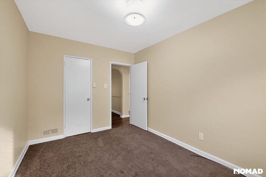 Building Photo - 2713 Fort Baker Dr SE