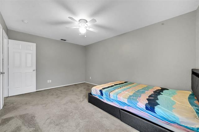 Building Photo - 324 S Mesa Verde Way