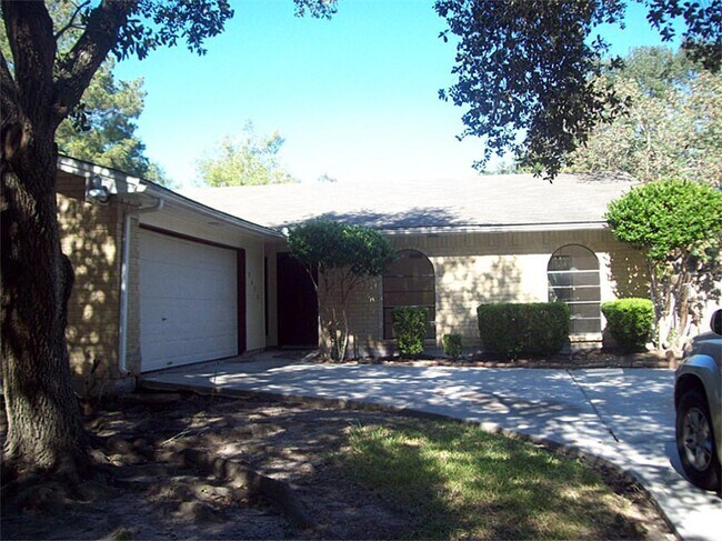Primary Photo - 2026 Fall Meadow Dr