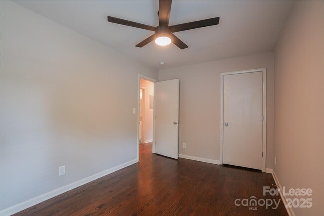 Building Photo - 1702 Herrin Ave