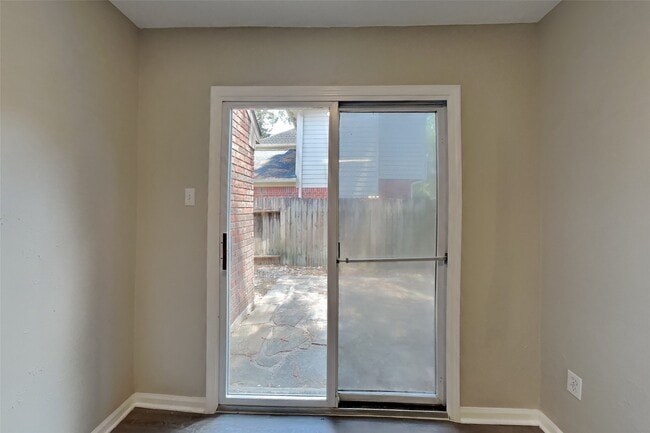 Building Photo - 3418 Creek Manor Dr