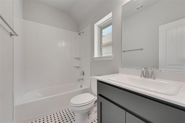 Building Photo - 8234 Zoysia Ln