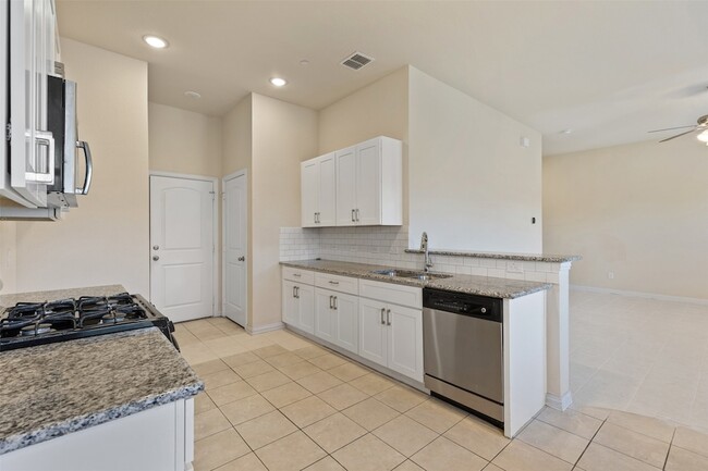 Building Photo - 1904 Bethlehem St